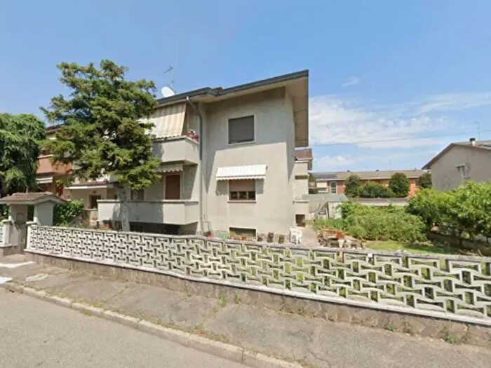 Appartamento quadrilocale in affitto in Via Divisione Partigiana Val Nure, Piacenza