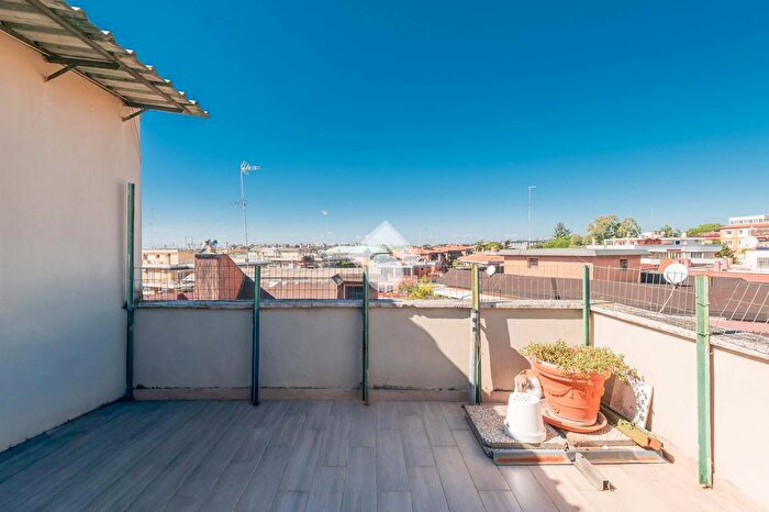 Appartamento trilocale in vendita in Via Pietro Quintini, Roma