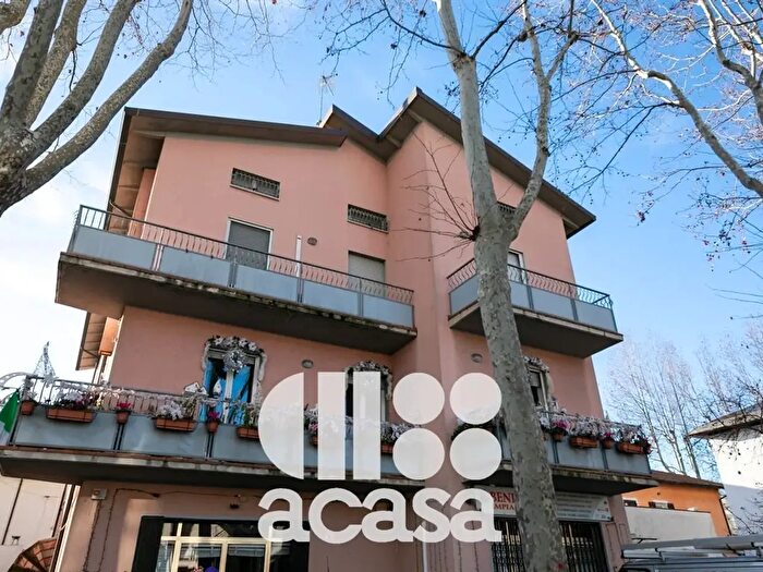 Appartamento con 5 locali in vendita in Cesenatico