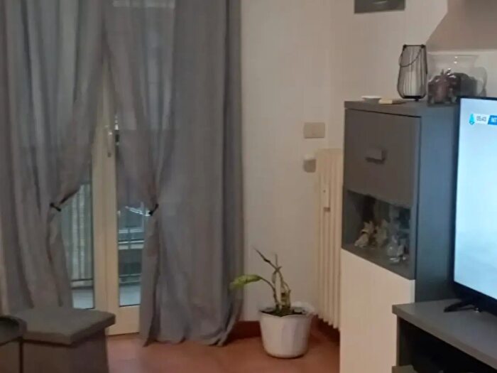Appartamento trilocale in affitto in Via Oderisi da Gubbio, Roma