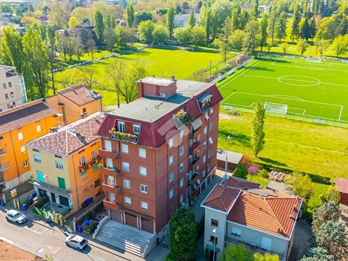 Appartamento quadrilocale in vendita in Via Primo Bandini, Parma
