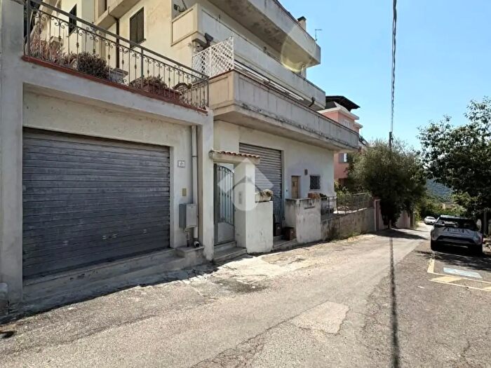 Appartamento trilocale in vendita in Via Enrico Fermi, Nuoro