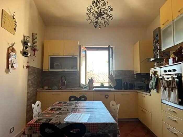 Appartamento quadrilocale in vendita in Calci