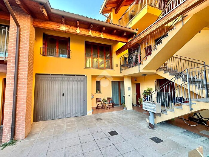 Appartamento trilocale in vendita in Via Roma, Pagazzano