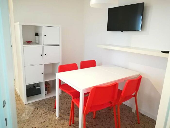 Appartamento trilocale in affitto in Viale Lucania, Corvetto, Milano