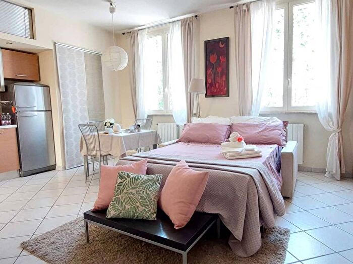 Appartamento monolocale in affitto in Piazza Pamela Ognissanti, Cisternone, Livorno