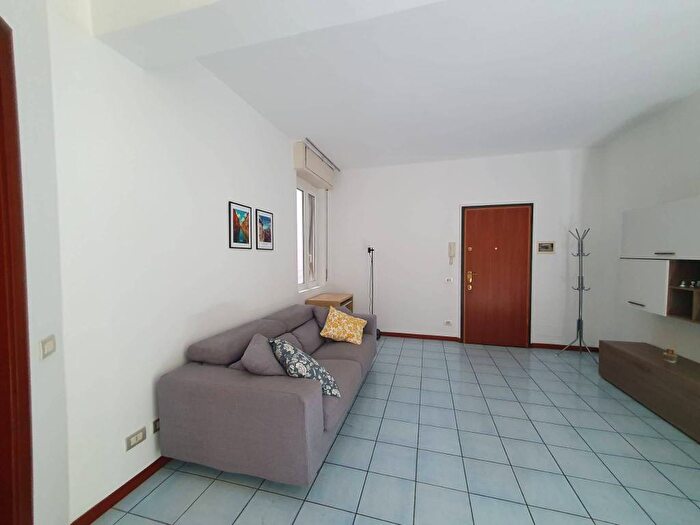 Appartamento bilocale in affitto in Via Tolentino, Cenisio, Milano