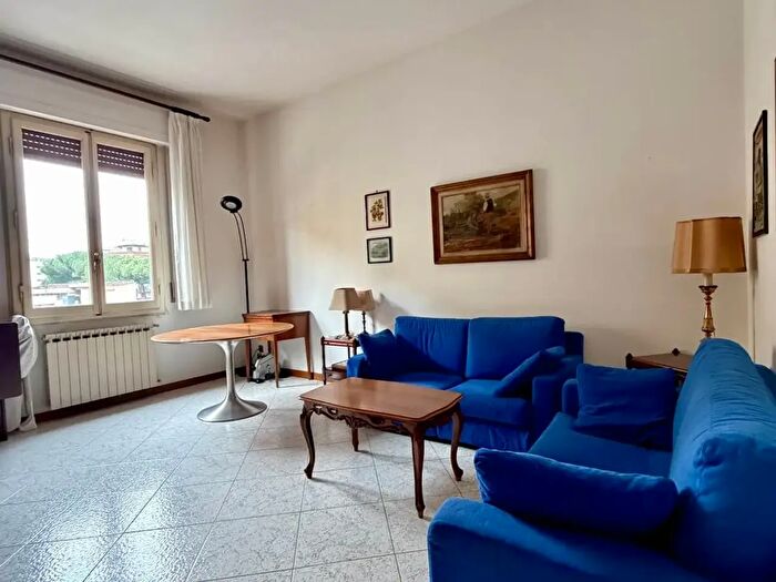 Appartamento quadrilocale in vendita in Via Baracca, Firenze