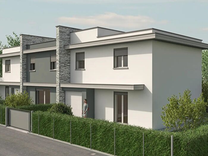 Case in Vendita e in Affitto - 3