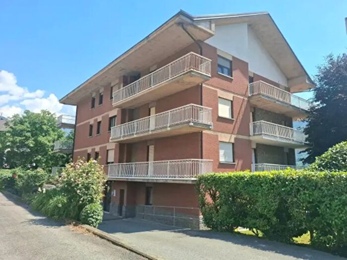 Appartamento trilocale in vendita in Via Cesare Battisti, Saint Vincent