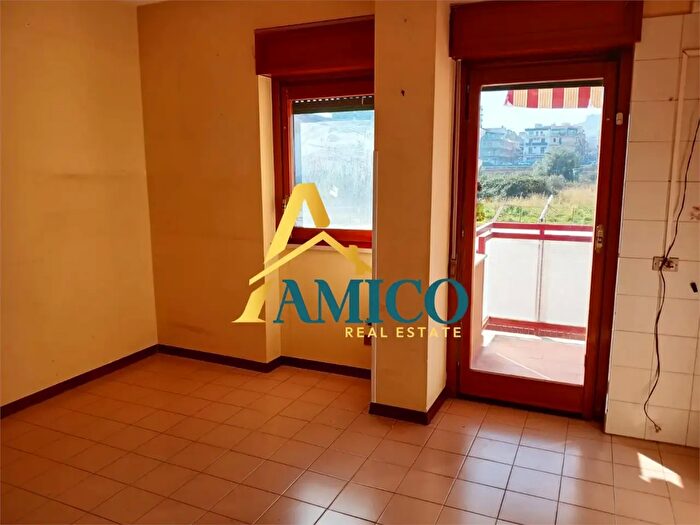 Appartamento con 5 locali in affitto in Via Città di Palermo, Bagheria