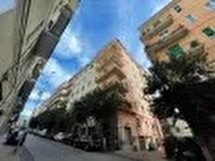 Appartamento con 7 locali in vendita in Via Salvatore Calenda Salerno, Salerno