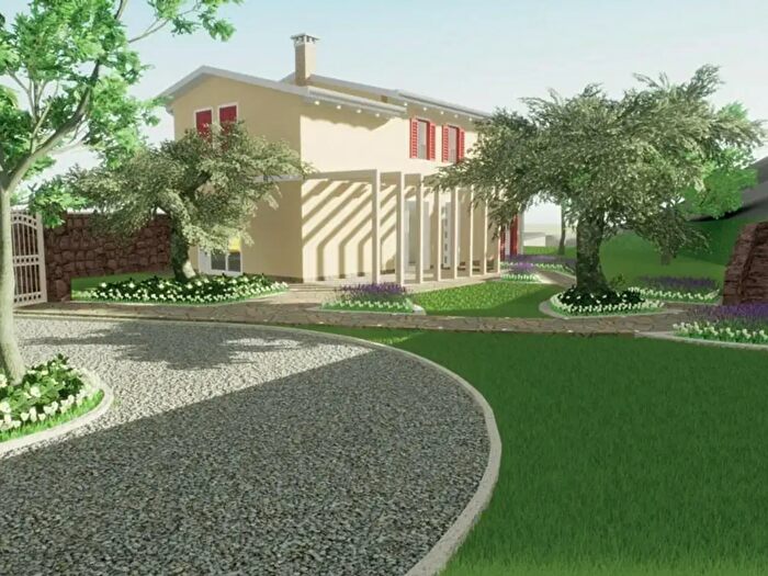 Casa quadrilocale in vendita in Via Dietro Cero, Baone
