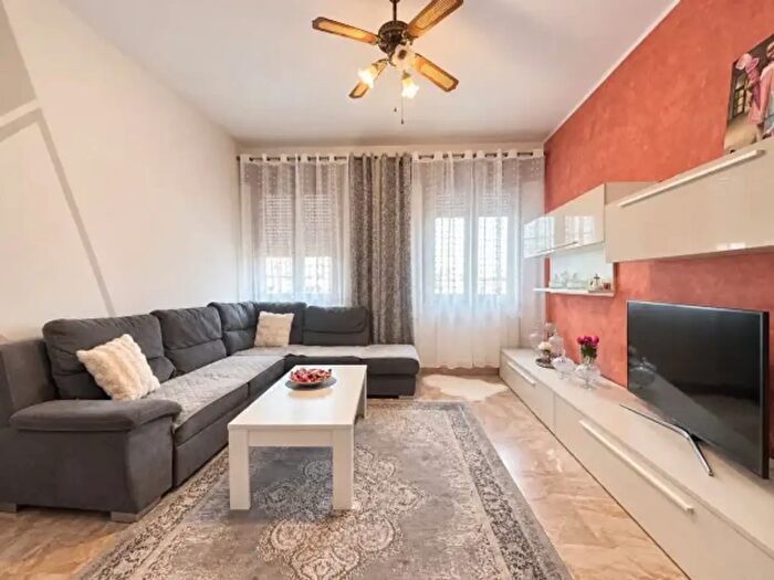 Appartamento quadrilocale in vendita in Strada della Raffalda, Piacenza
