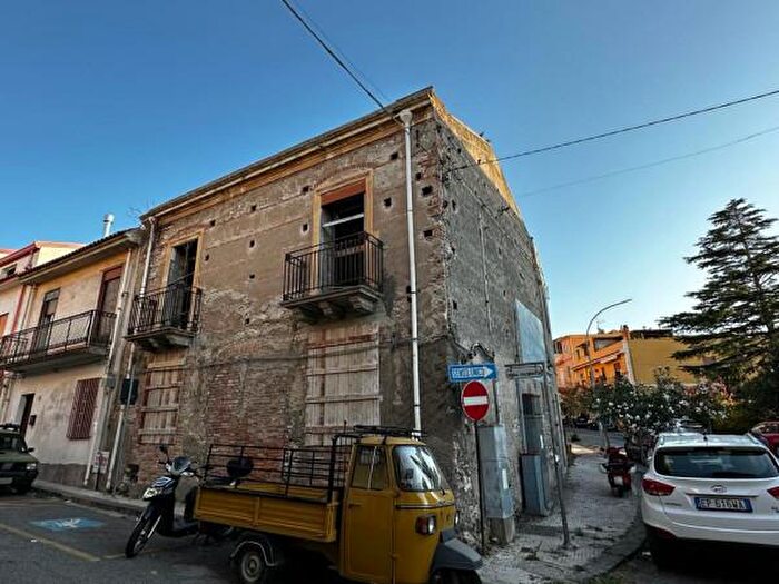 Casa in vendita in Via Regina Margherita, Pace Del Mela