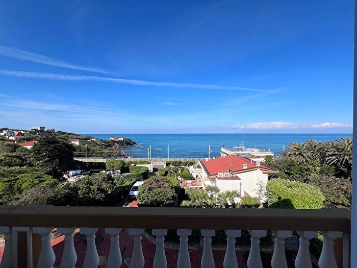 Appartamento bilocale in affitto in Via Bengasi, Castiglioncello, Rosignano Marittimo