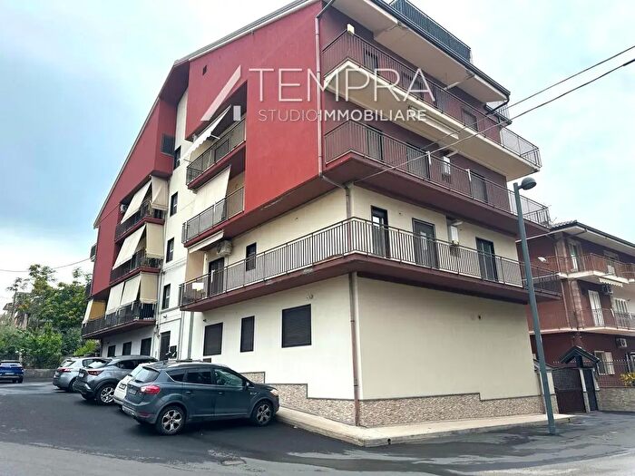 Appartamento con 5 locali in vendita in Via Franz Kafka, Adrano