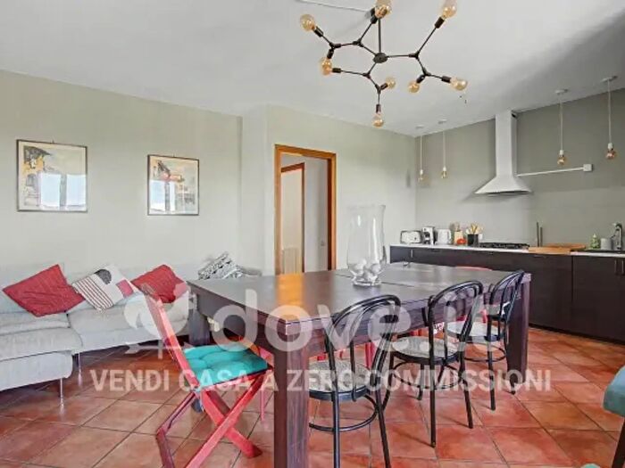 Appartamento trilocale in vendita in Via Quattro Venti, Bardello con Malgesso e Bregano