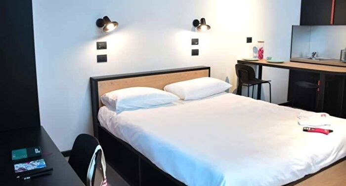 Appartamento in affitto in Viale Giovanni Suzzani, Bicocca, Milano