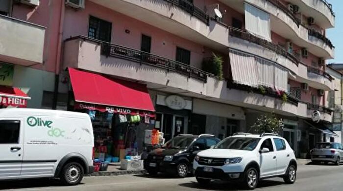 Appartamento con 5 locali in vendita in Via Roma, Scafati
