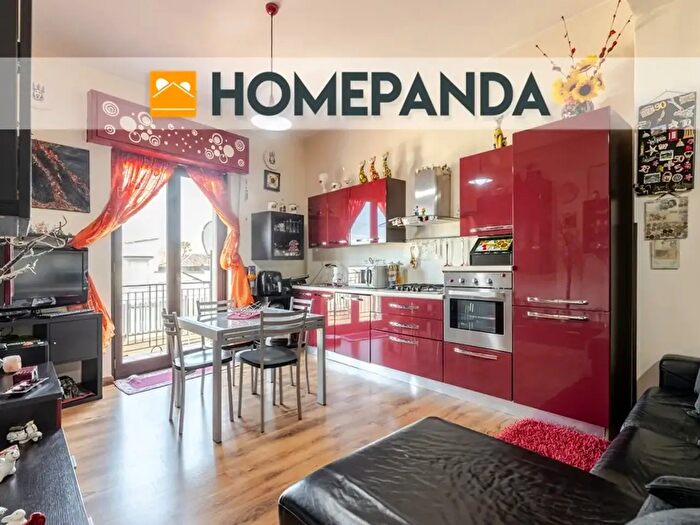 Appartamento trilocale in vendita in Via Alessandro Manzoni, Aci Catena