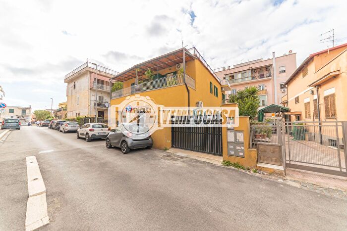 Appartamento bilocale in vendita in Roma