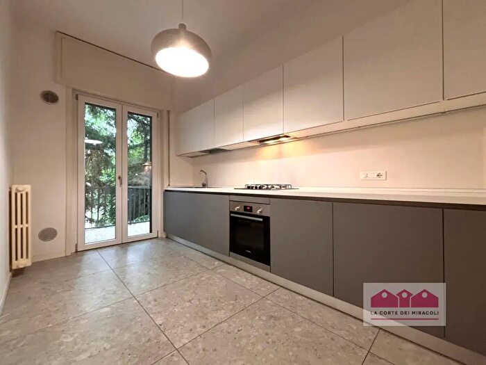 Appartamento quadrilocale in affitto in Viale Mazzini, Vicenza