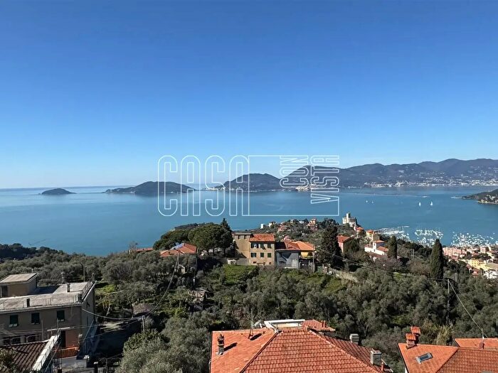 Appartamento trilocale in affitto in Via a Bacigalupi, Lerici