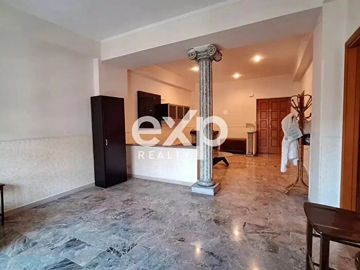 Appartamento trilocale in vendita in Reggio Calabria