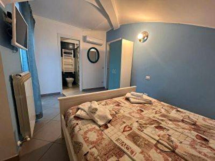 Appartamento trilocale in affitto in Via Caprera, Catanzaro Lido, Catanzaro