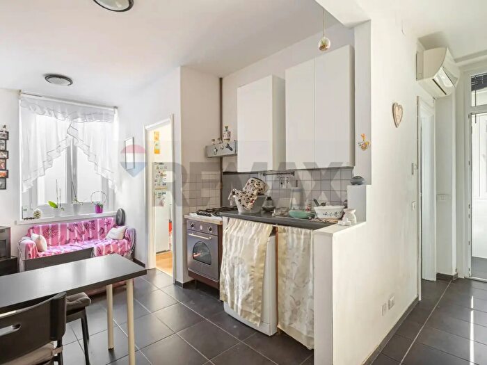 Appartamento bilocale in vendita in Via Giusti, Trieste