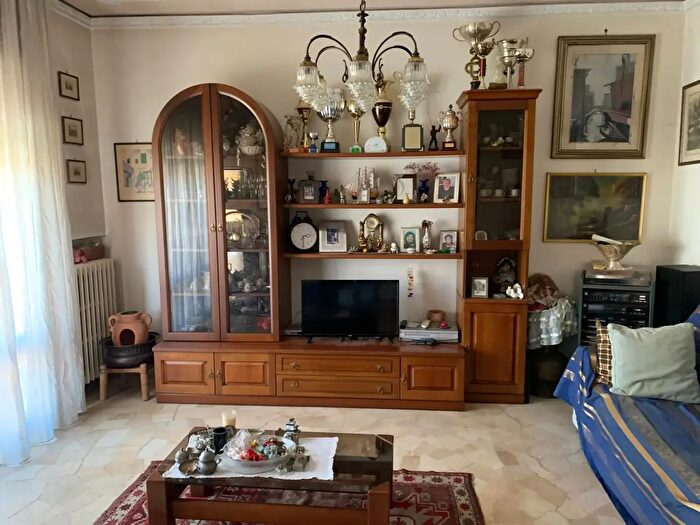 Casa con 5 locali in vendita in Torreglia