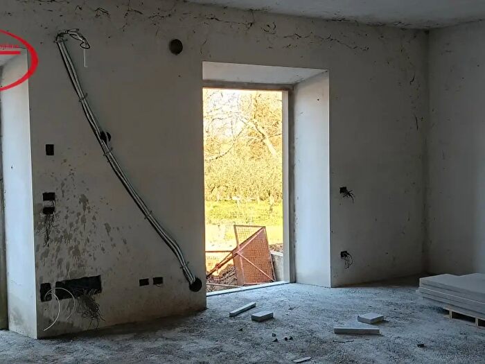 Casa trilocale in vendita in Via Casanova, Laterina Pergine Valdarno