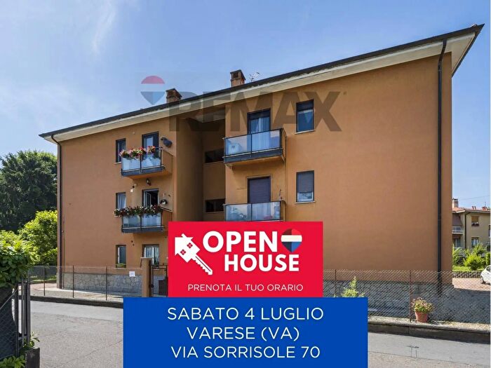 Appartamento trilocale in vendita in Via Sorrisole, Varese