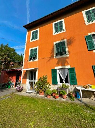 Appartamento trilocale in vendita in Via Rutta, Campomorone