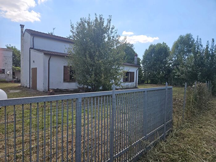 Casa trilocale in vendita in Via Mandolare, Ospedaletto Euganeo