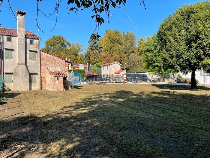 Casa con 5 locali in vendita in Via Roma, Noventa Padovana