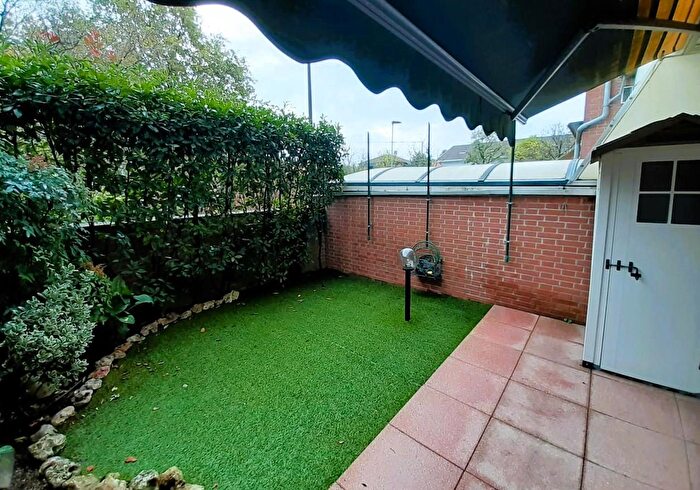 Appartamento bilocale in vendita in Via Ciro Menotti, Legnano