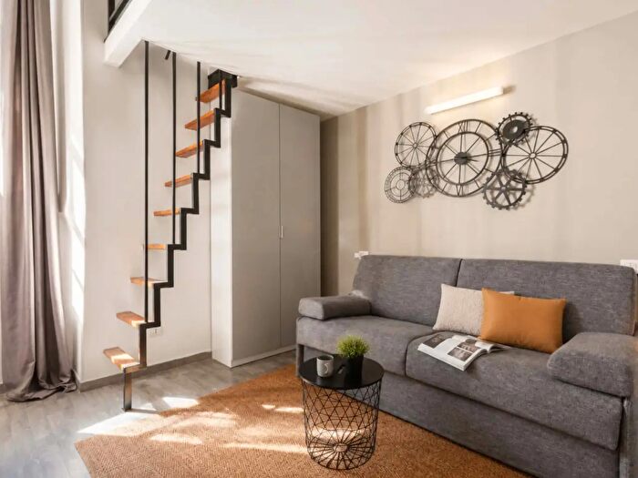 Appartamento monolocale in affitto in Viale Gian Galeazzo, Milano
