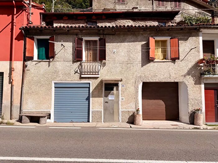 Casa trilocale in vendita in Via Nazionale, Ormea