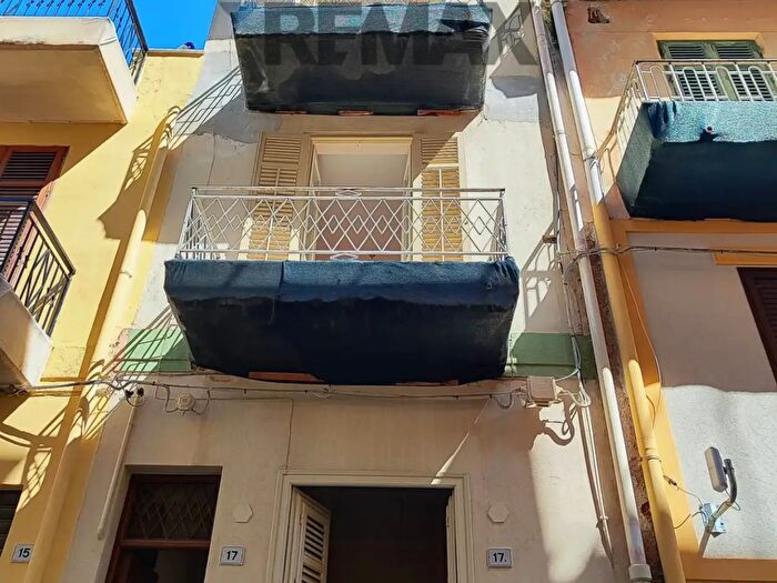 Casa con 5 locali in vendita in Via Scaduto, Bagheria