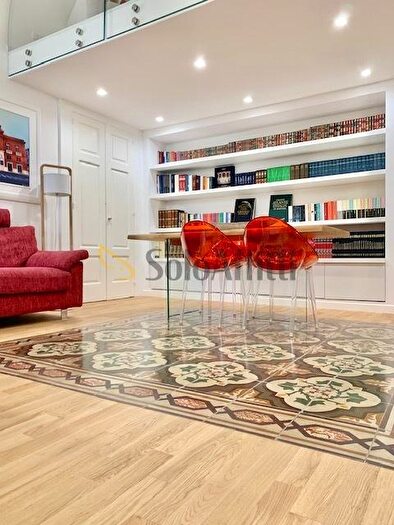 Appartamento trilocale in affitto in Via Napoli, Bari