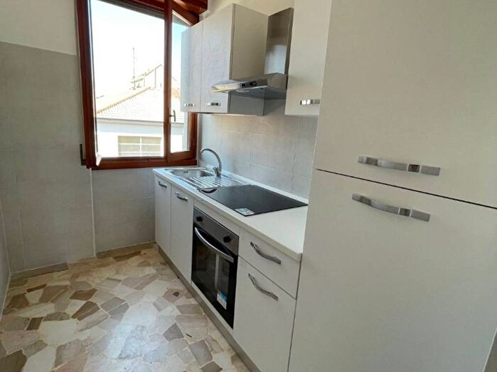 Appartamento bilocale in affitto in Via Sentati, Centro, Cologno Monzese