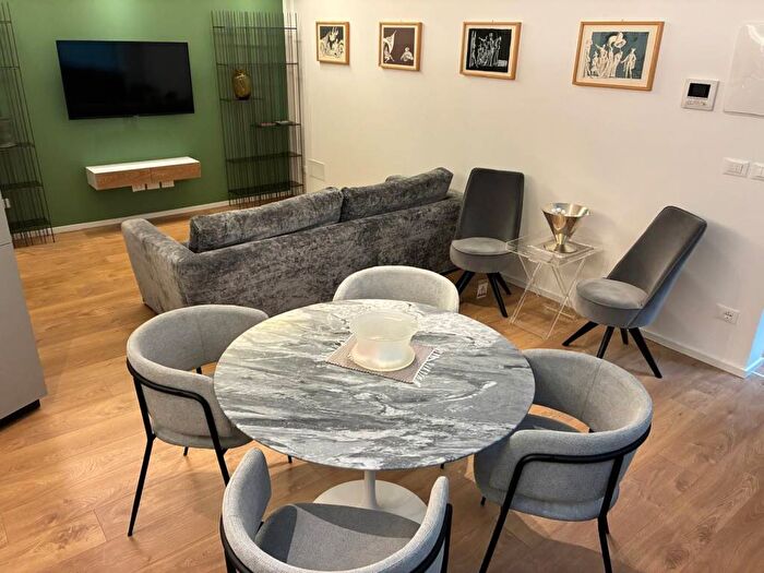 Appartamento trilocale in affitto in Volpe Villalta, Udine