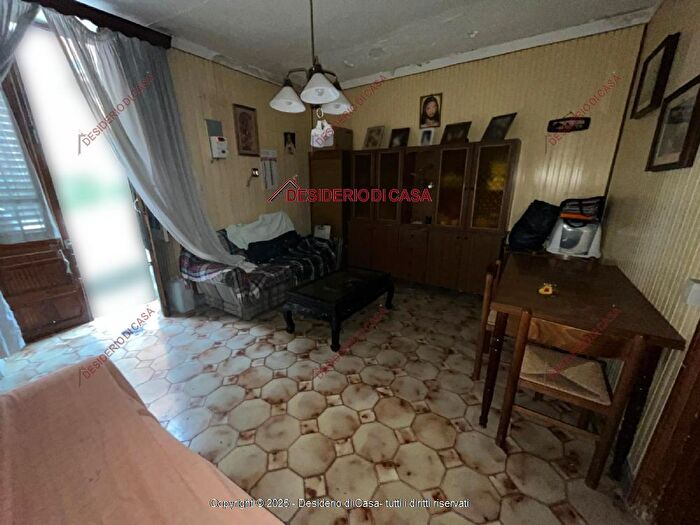 Casa con 5 locali in vendita in Marineo