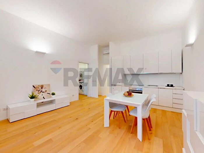 Appartamento bilocale in affitto in Viale Certosa, Milano