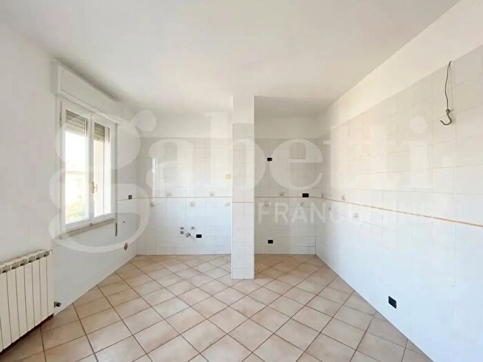 Appartamento quadrilocale in vendita in Fratta Polesine Via S Liberato, Fratta Polesine