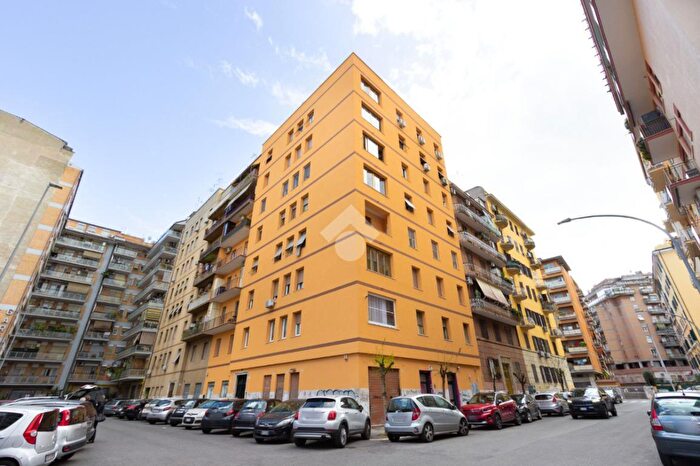 Appartamento bilocale in vendita in Via Asinari di San Marzano, Roma