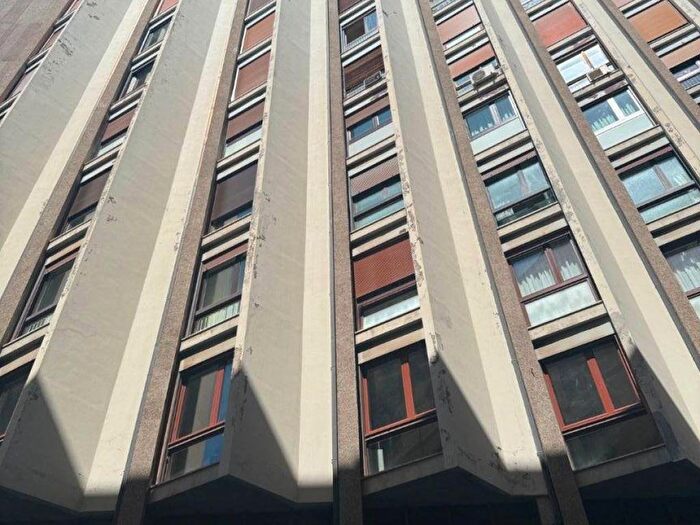 Appartamento trilocale in affitto in Via Fabio Filzi, Borgo Teresiano, Trieste