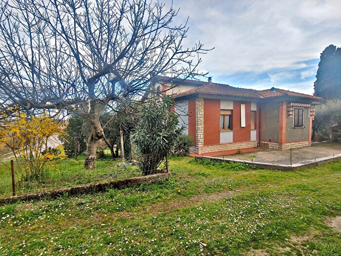 Casa con 5 locali in vendita in Via Antonio Gramsci, Sinalunga